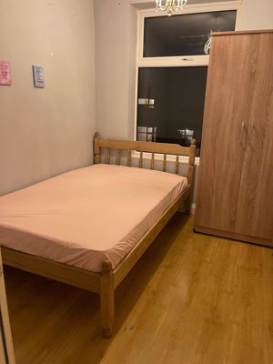 Photo 7- click for photo gallery